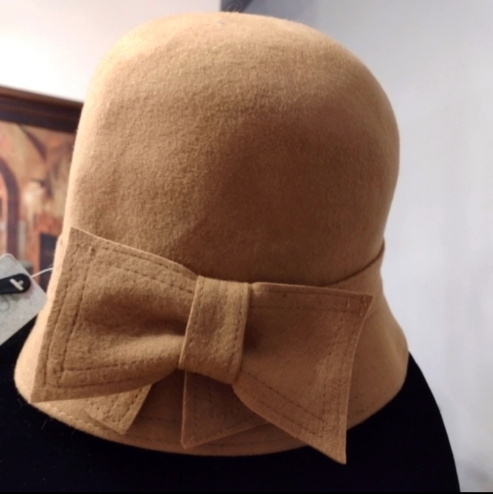 Brand New!!!⭐ - D&Y Hat / Tan just beautiful.